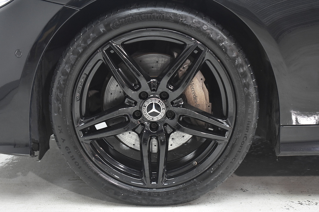 Mercedes-Benz E Class 2019 2.0 E200 Amg Line Saloon G-tronic Black #10