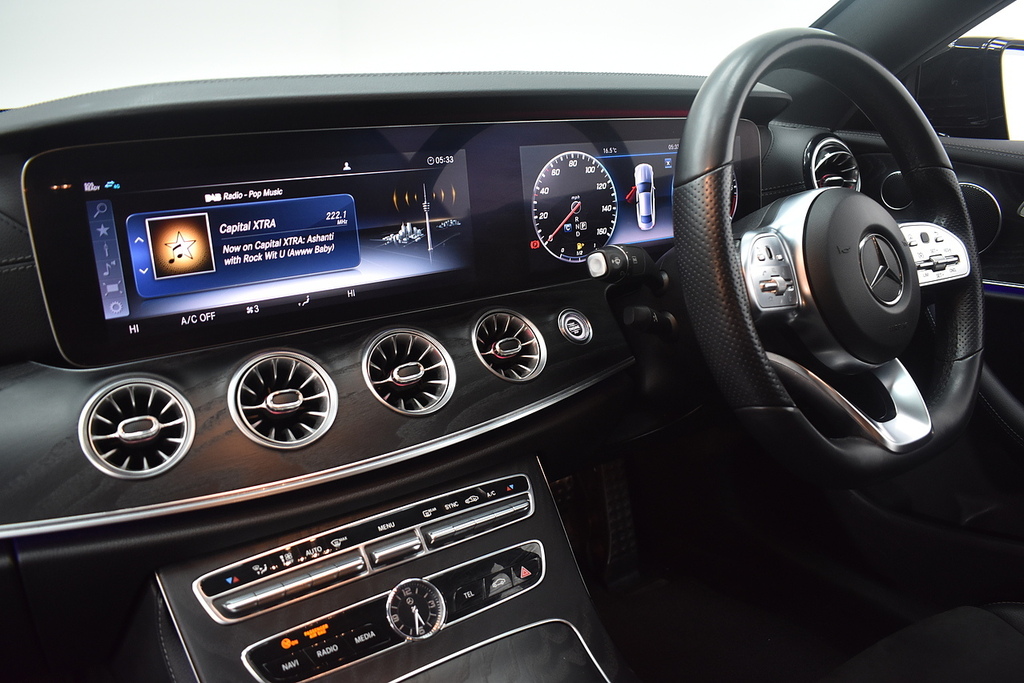 Mercedes-Benz E Class 2019 2.0 E200 Amg Line Saloon G-tronic Black #22