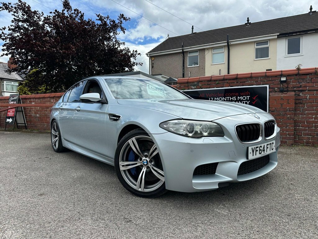 BMW M5 Saloon YF64FTC Blue #6