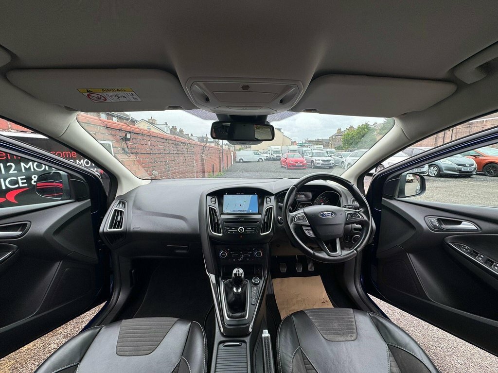 Ford Focus 1.5L Titanium X Blue #3