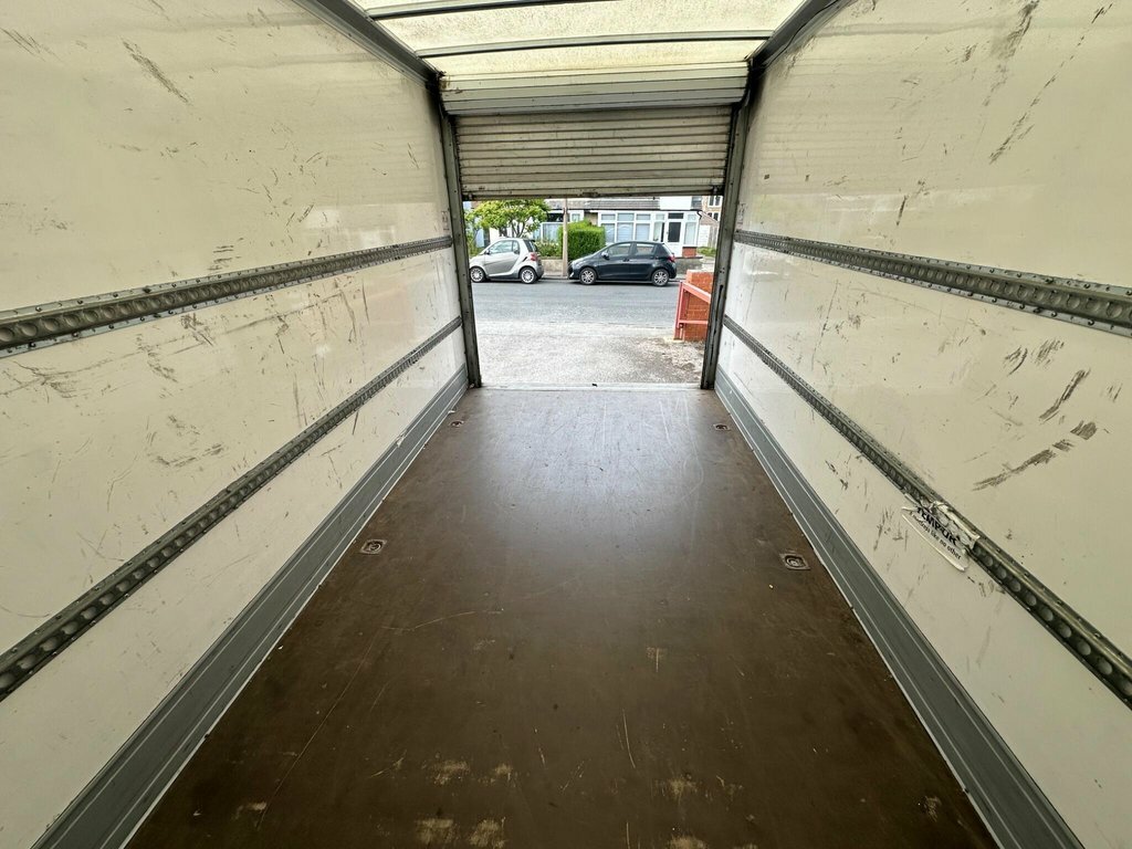 Mercedes-Benz Sprinter 2L Progressive White #3