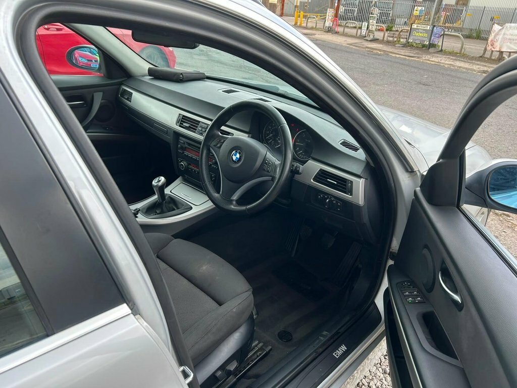 BMW 3 Series 325I Se Green #8