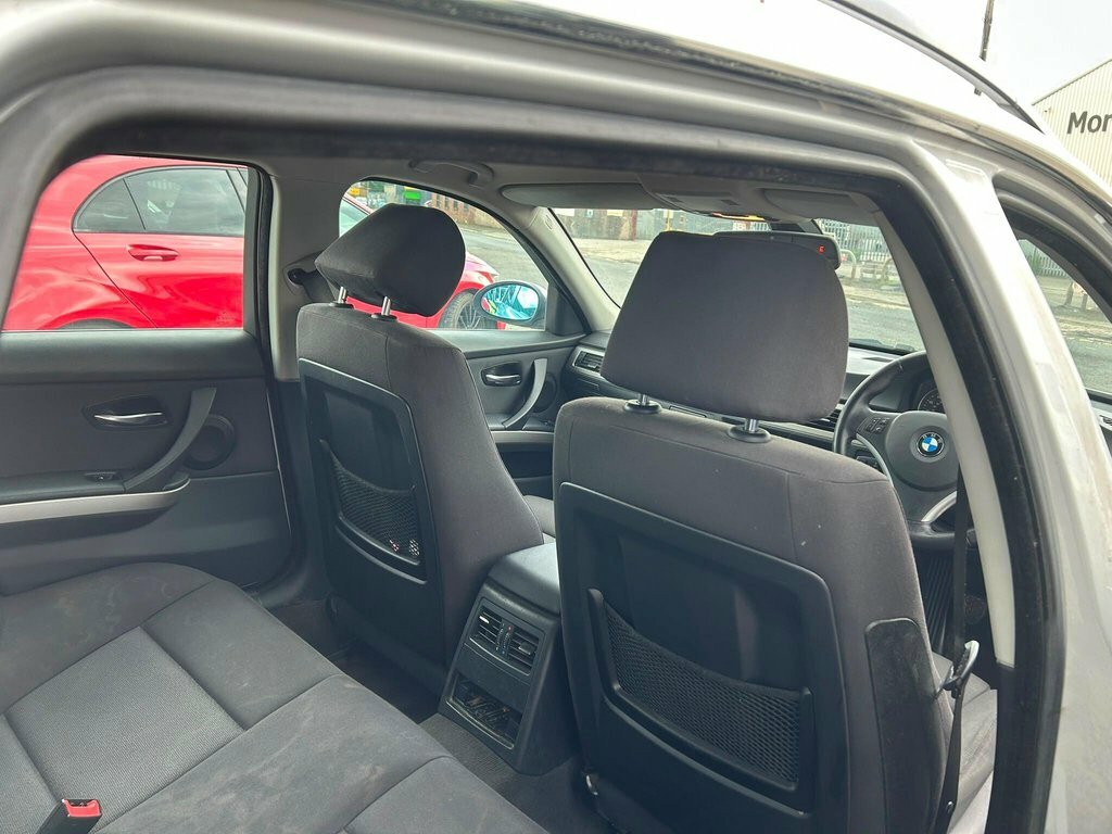 BMW 3 Series 325I Se Green #9