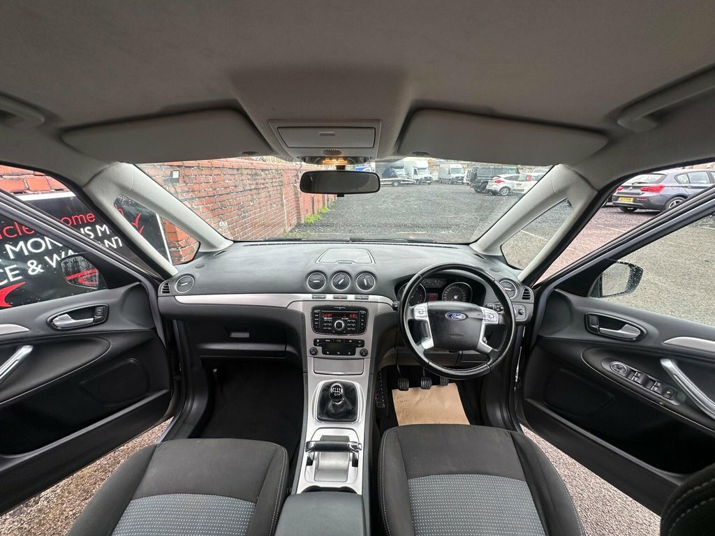 Ford Galaxy 2L Zetec Silver #3