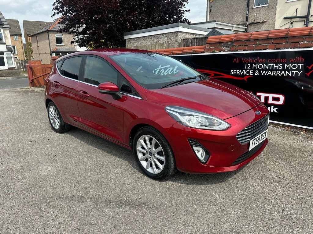 Ford Fiesta 1L Titanium Red