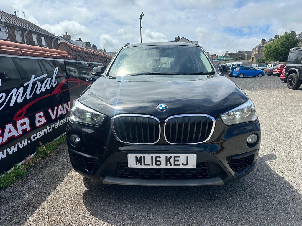 BMW X1 2L Se Black #6