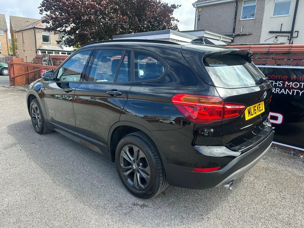 BMW X1 2L Se Black #5