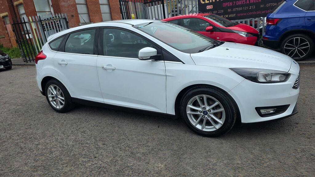 Ford Focus 1.5 Tdci Zetec Powershift Euro 6 Ss YC66LBV White #4