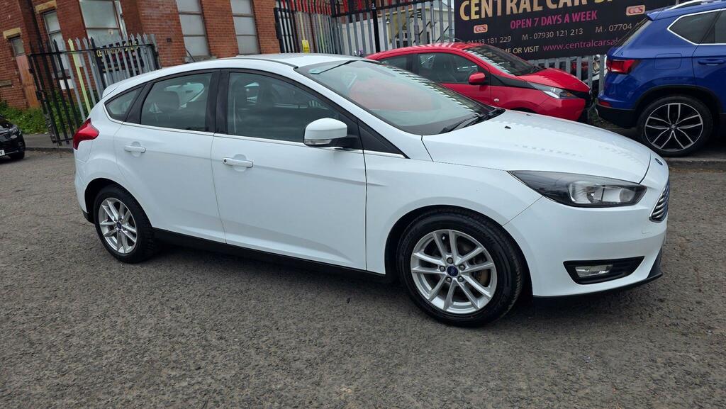 Ford Focus 1.5 Tdci Zetec Powershift Euro 6 Ss White