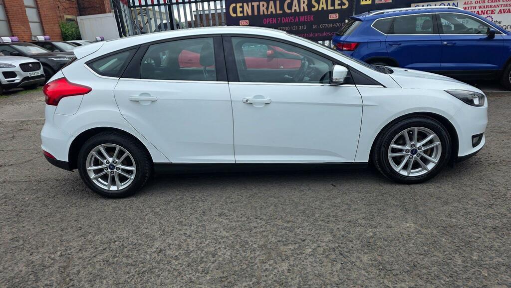 Ford Focus 1.5 Tdci Zetec Powershift Euro 6 Ss YC66LBV White #6