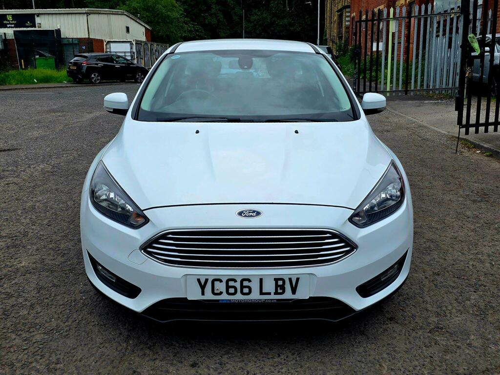 Ford Focus 1.5 Tdci Zetec Powershift Euro 6 Ss YC66LBV White #2