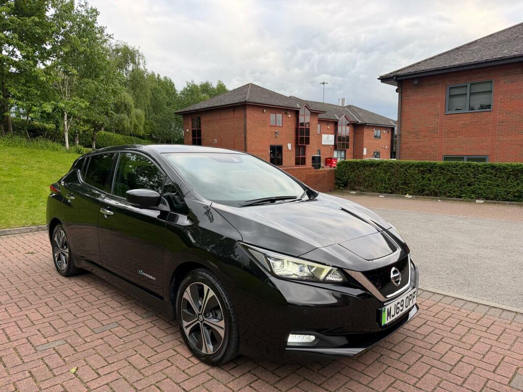 Nissan Leaf Tekna Black #2