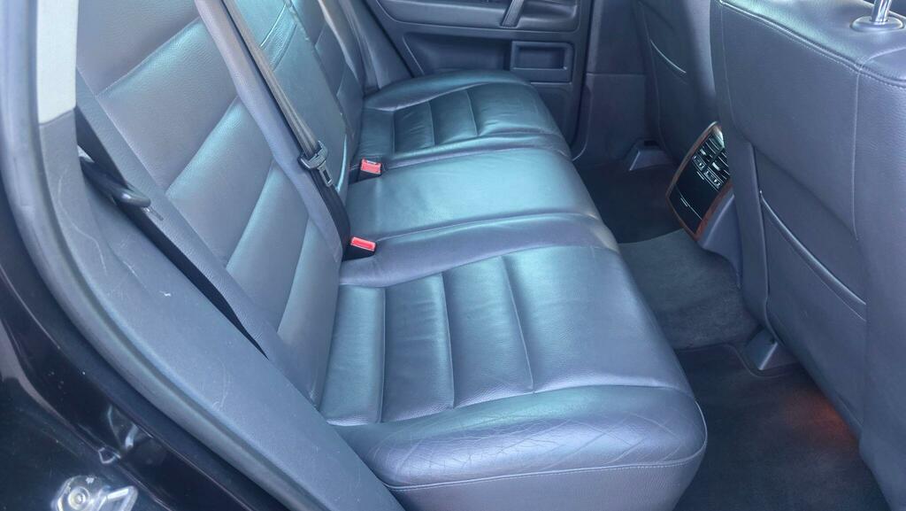 Volkswagen Touareg 3.2 Beige #30