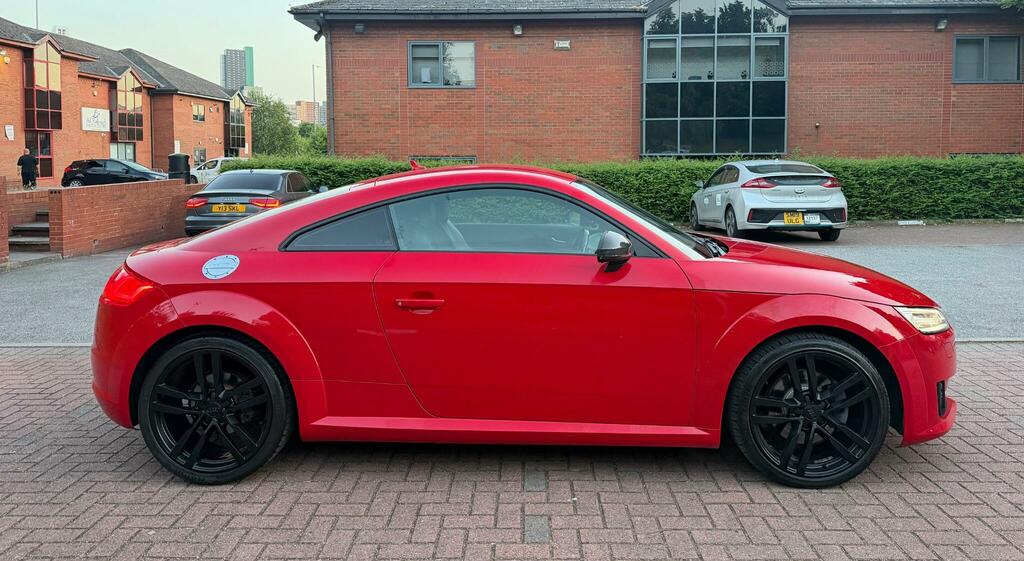 Audi TT Sport Red #5