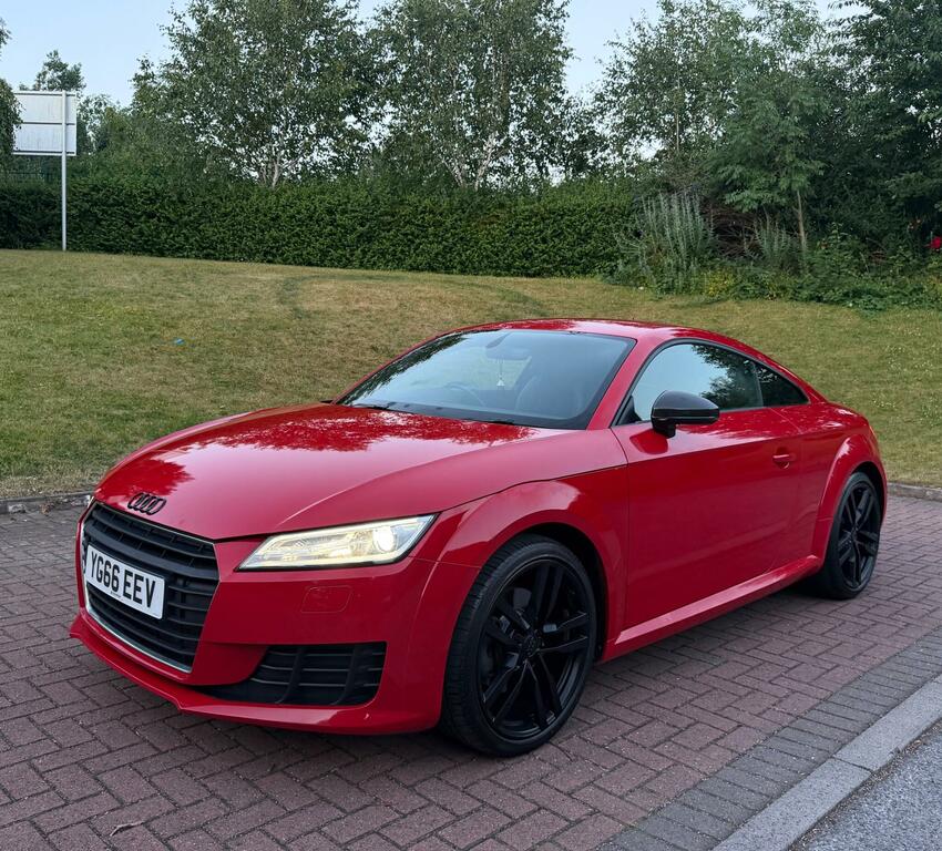 Audi TT Sport Red