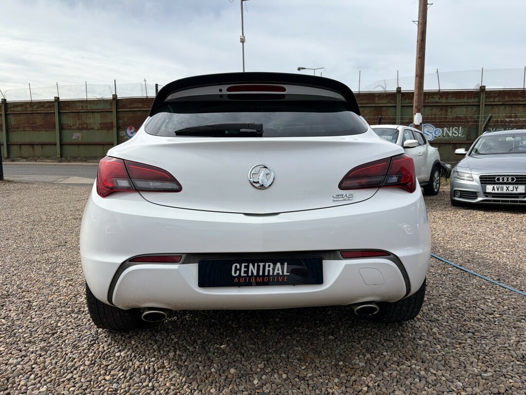 Vauxhall Astra GTC 1.6 I Turbo Limited Edition MM65KBY White #4
