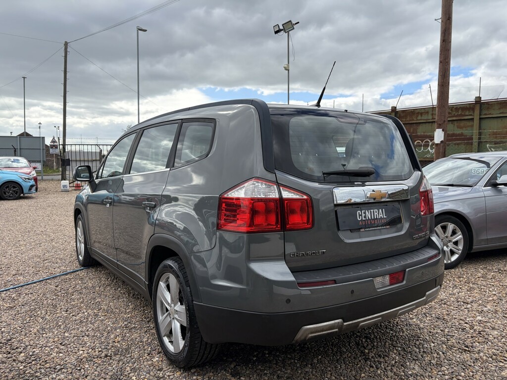 Chevrolet Orlando Lt Black #3