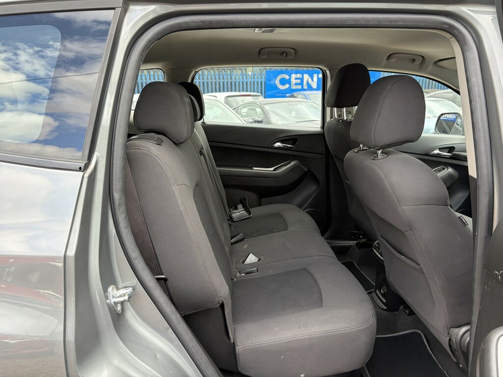 Chevrolet Orlando Lt Black #11