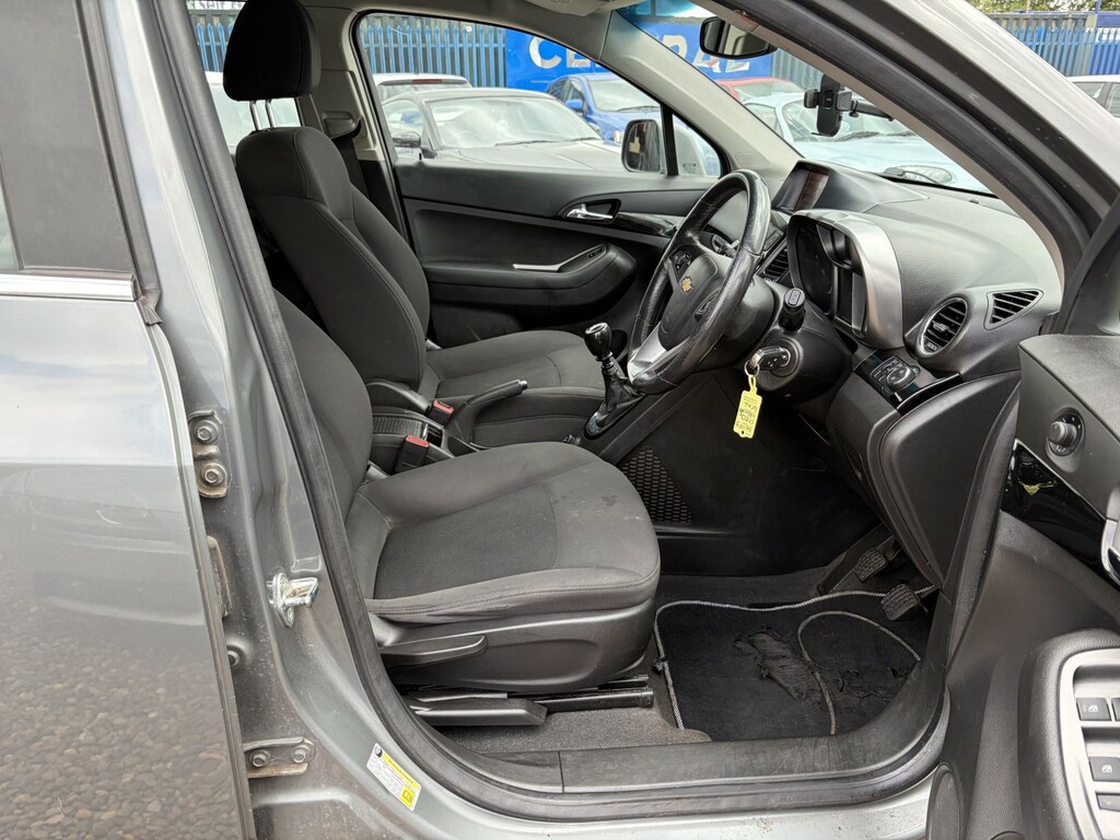 Chevrolet Orlando Lt Black #9