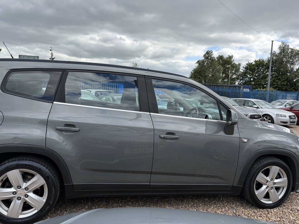 Chevrolet Orlando Lt Black #6