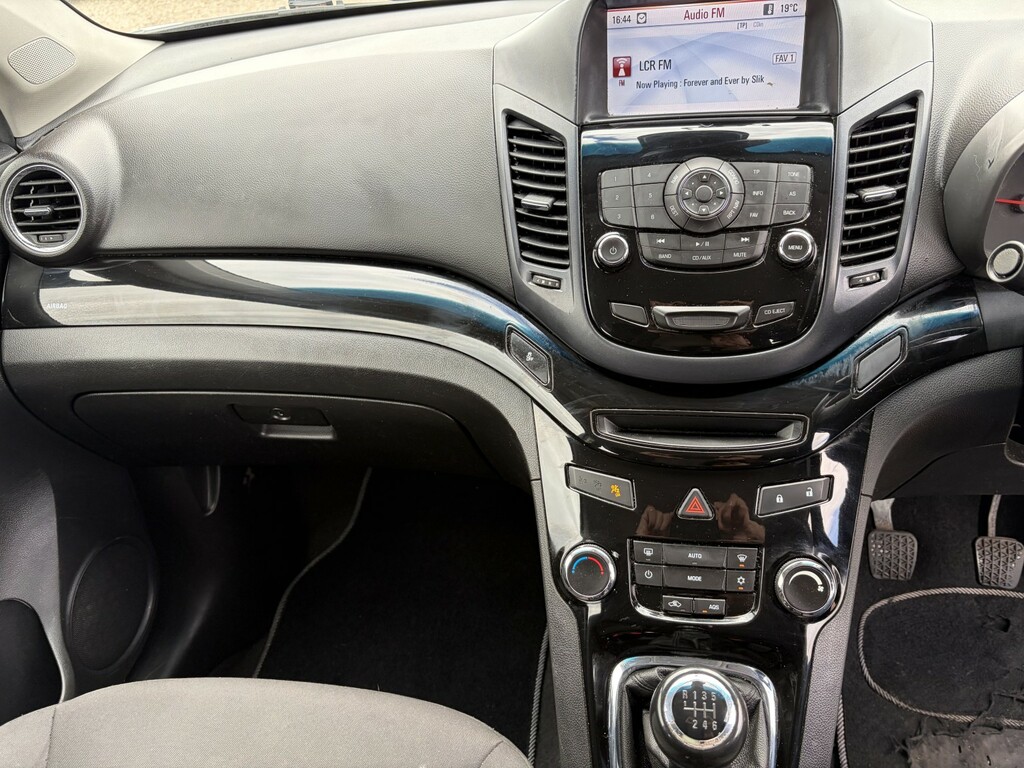 Chevrolet Orlando Lt Black #10