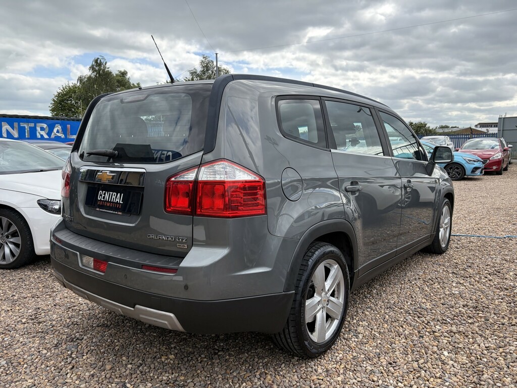 Chevrolet Orlando Lt Black #5