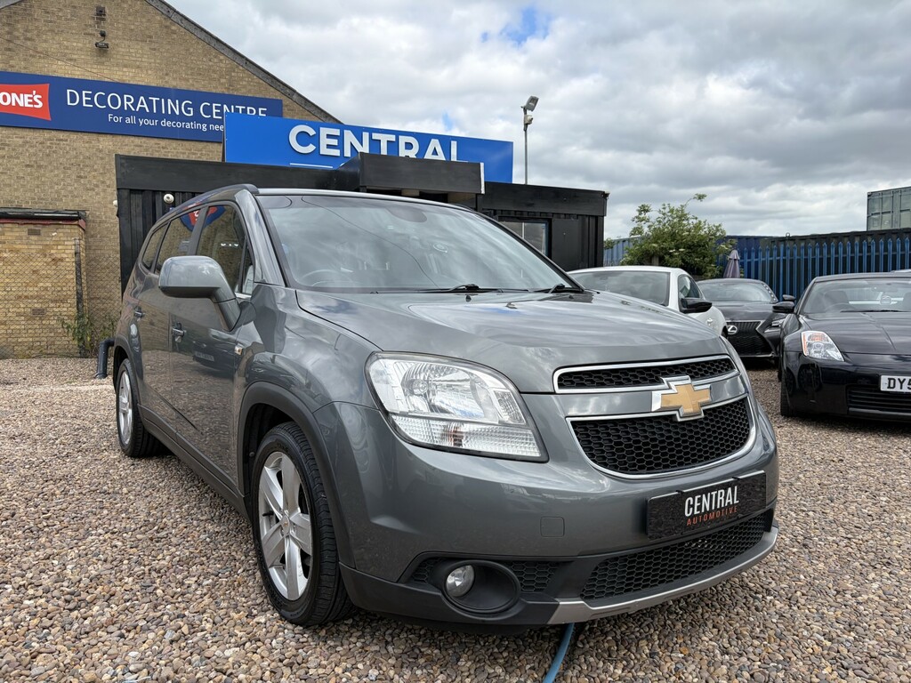 Chevrolet Orlando Lt Black #7