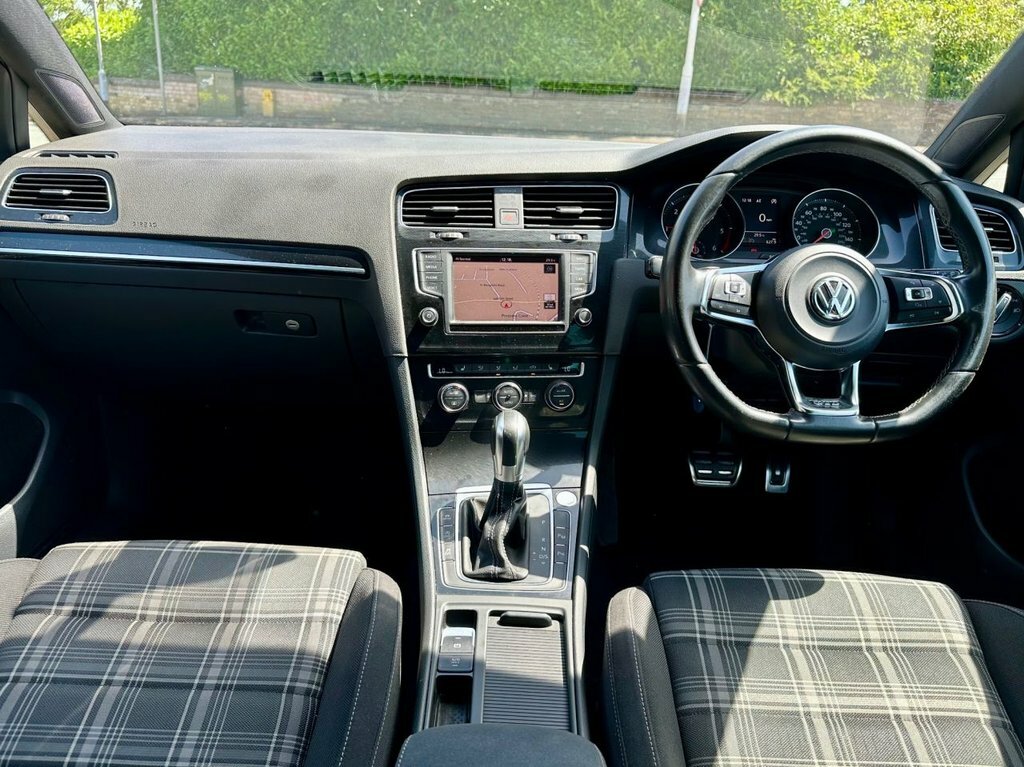 Volkswagen Golf 2.0 Tdi Bluemotion Tech Gtd Hatchback D YD66NHY Black #2