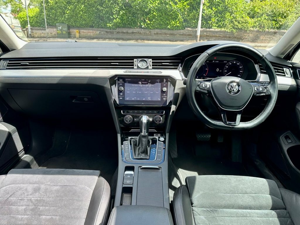 Volkswagen Passat 2.0 Tdi Gt Estate Dsg Euro 6 S S 150 Black #2