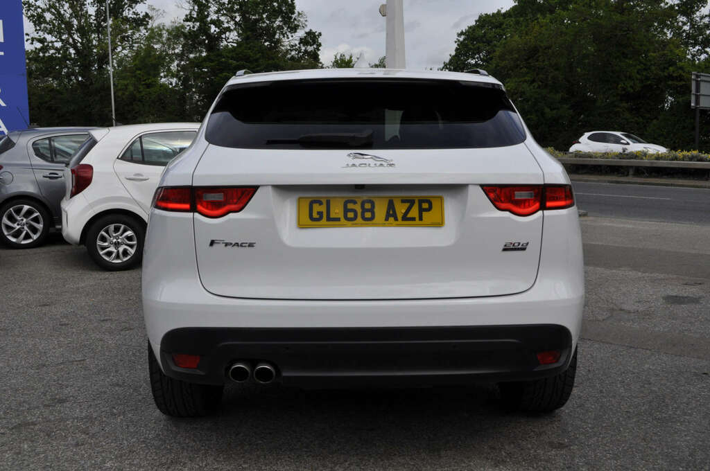 Jaguar F-Pace 2.0 F-pace R-sport Awd D 4Wd White