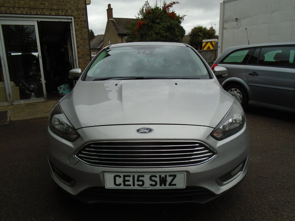 Ford Focus 1.5 Tdci 120 Titanium Silver