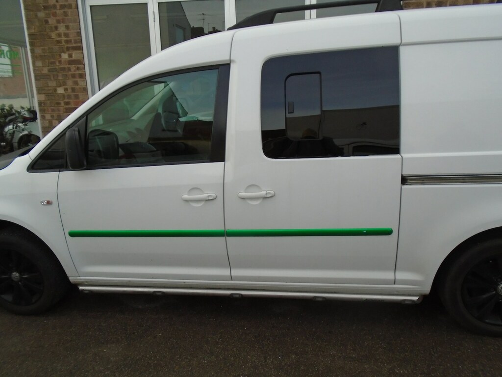 Volkswagen Caddy Maxi 1.6 Tdi Bluemotion Tech 102Ps Panel Van KU11PZV White #3