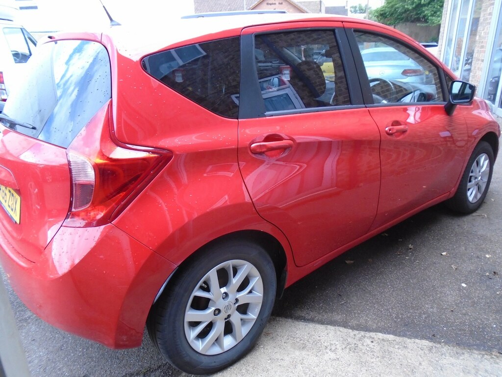 Nissan Note 1.2 Acenta Premium Red #3