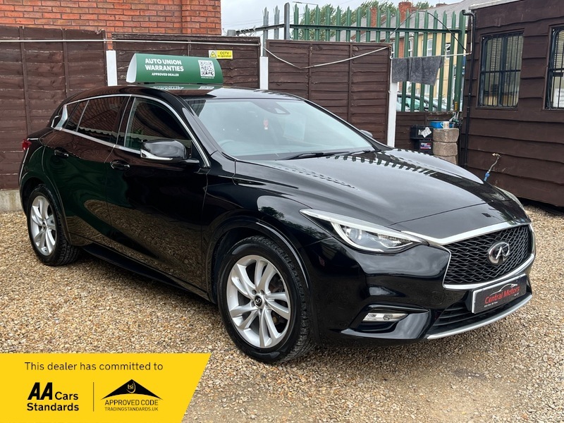 Infiniti Q30 Business Executive D Black