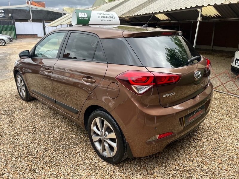 Hyundai I20 Mpi Premium Brown #2