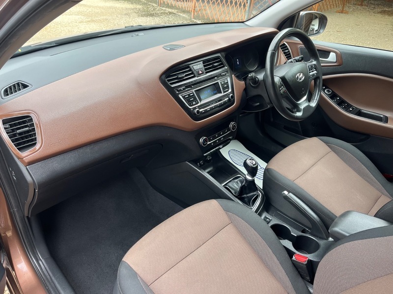 Hyundai I20 Mpi Premium Brown #4