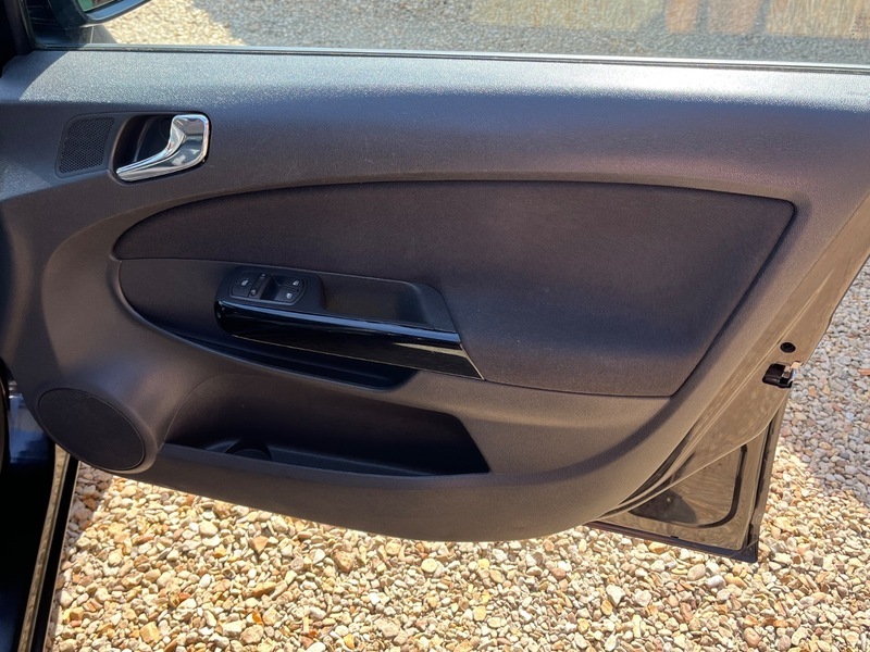 Vauxhall Corsa 1.3 Cdti Ecoflex Excite Euro 5 White #6