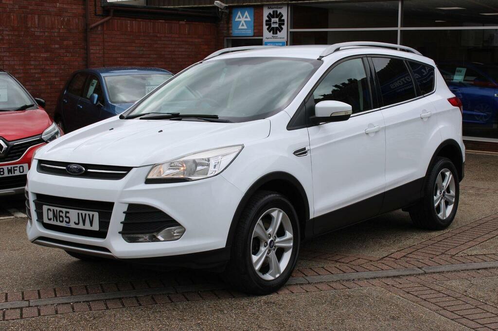 Ford Kuga 2.0 Tdci Zetec 2Wd Euro 6 Ss White #4