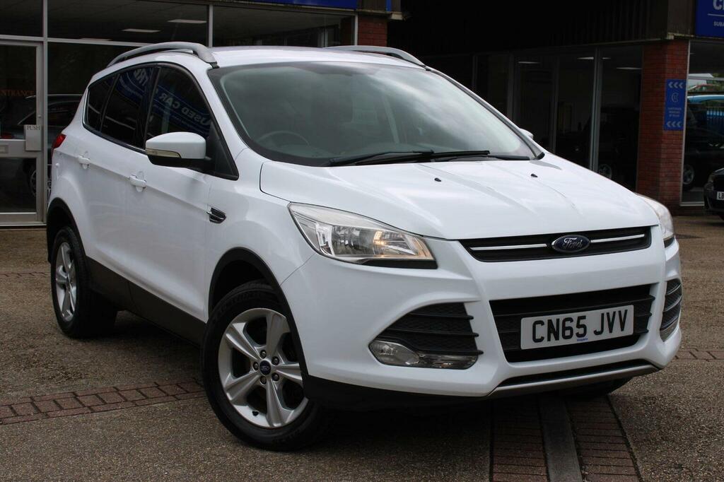 Ford Kuga 2.0 Tdci Zetec 2Wd Euro 6 Ss White