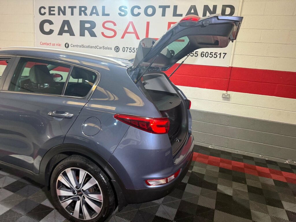 Kia Sportage 1.7 Crdi 3 Euro 6 Ss SS16LXN Blue #4