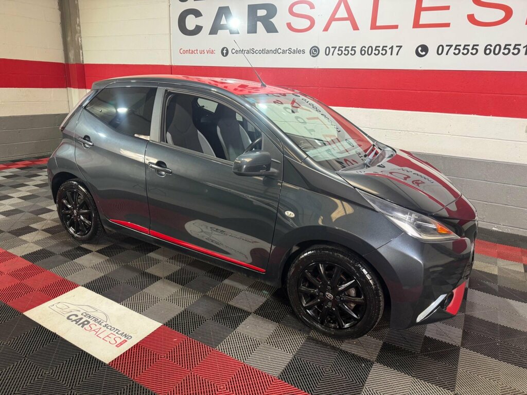 Toyota Aygo 1.0 Vvt-i X-press Euro 6 Grey