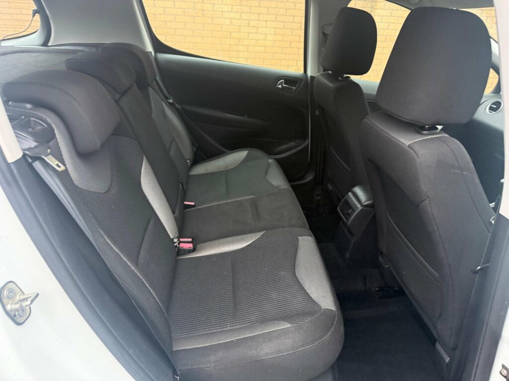 Peugeot 308 Hatchback 1.6 Hdi Active 2011 Silver #12