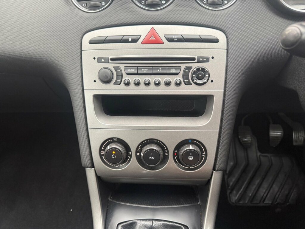 Peugeot 308 Hatchback 1.6 Hdi Active 2011 Silver #15