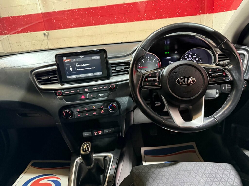 Kia Ceed 1.4T Gdi Isg Gt-line Lunar Edition Dct Silver #18