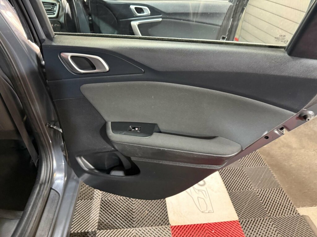 Kia Ceed 1.4T Gdi Isg Gt-line Lunar Edition Dct Silver #35