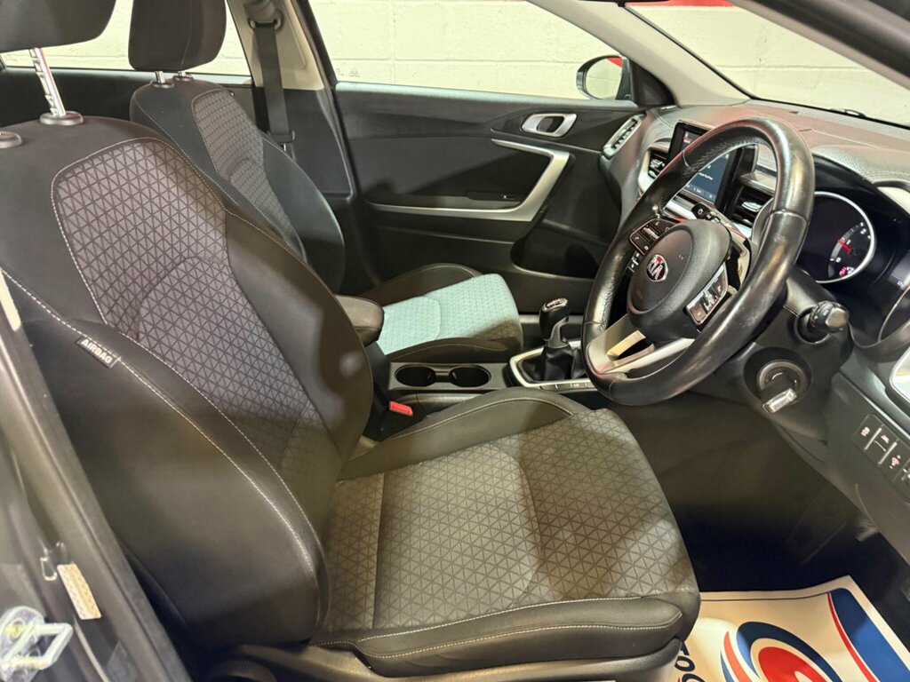 Kia Ceed 1.4T Gdi Isg Gt-line Lunar Edition Dct Silver #21