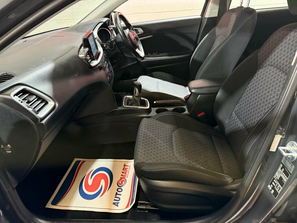 Kia Ceed 1.4T Gdi Isg Gt-line Lunar Edition Dct Silver #55