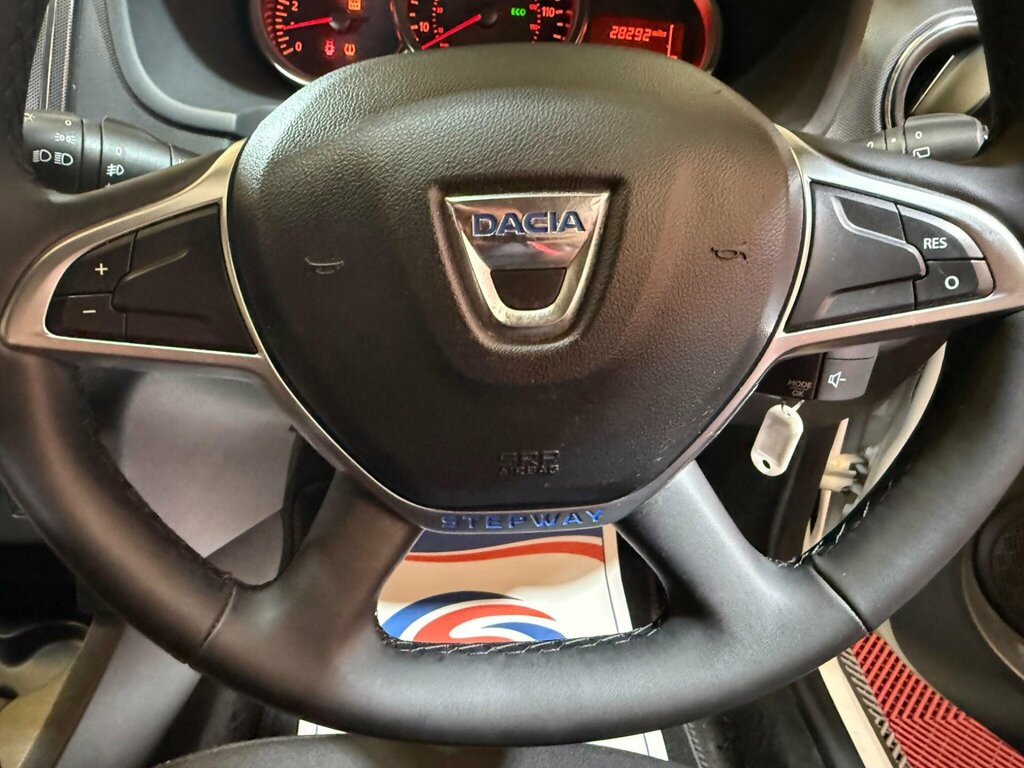 Dacia Sandero Stepway  White #53