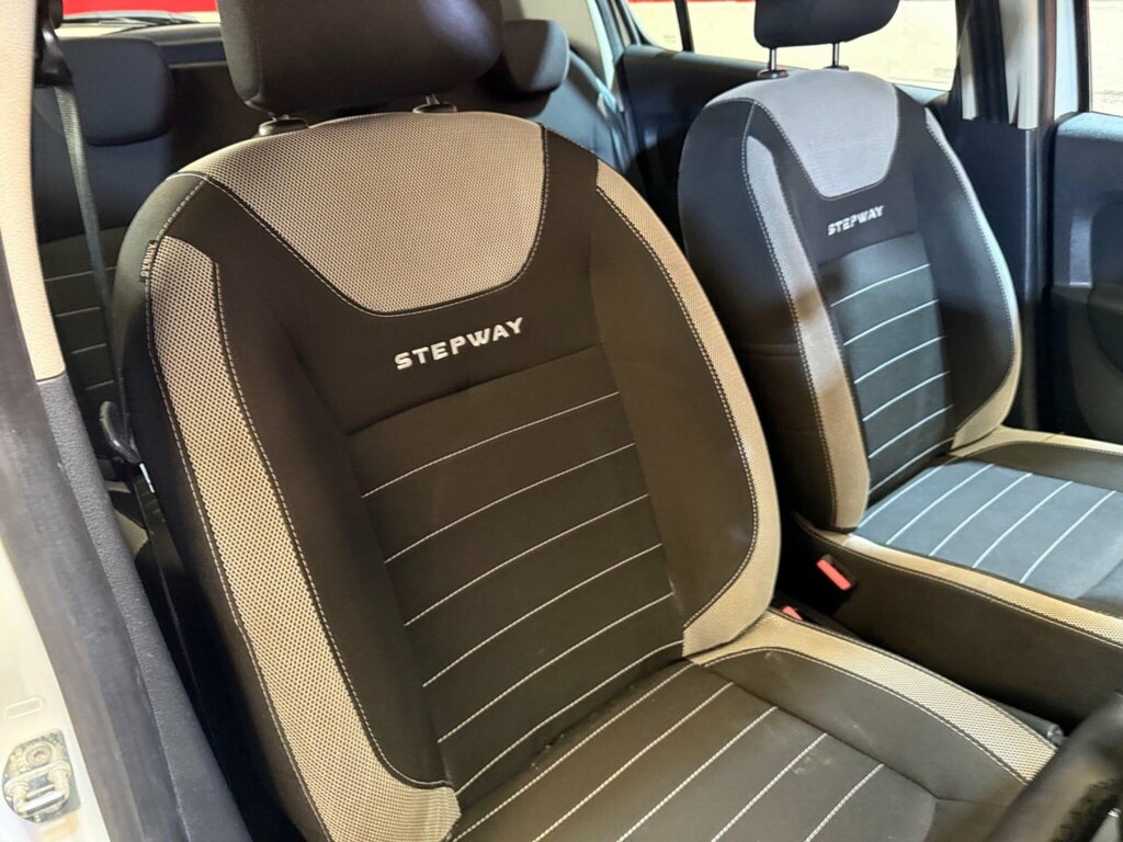Dacia Sandero Stepway  White #11