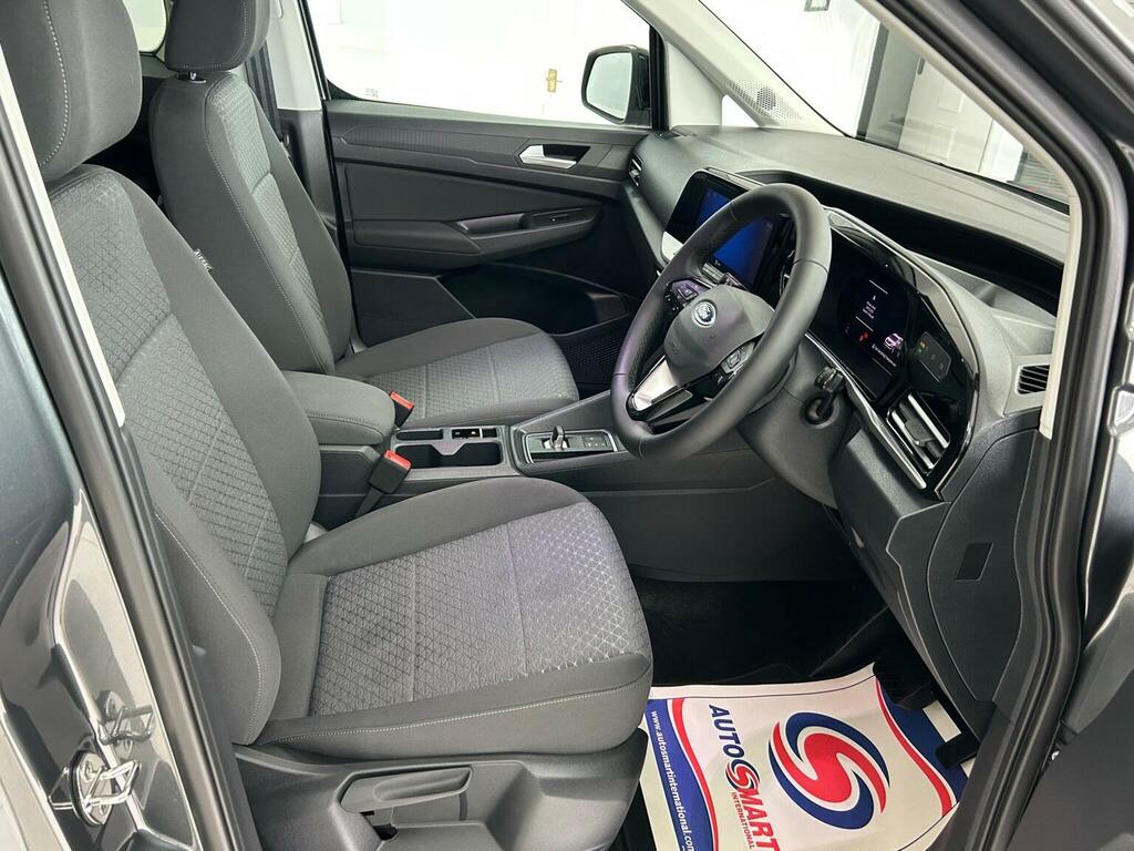 Ford Grand Tourneo Connect 1.5 Ecoblue 120 Active Blue #59